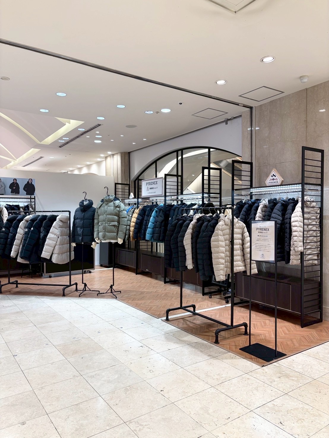 95CEE058-660C-4994-84CF-C444270E1A31 95CEE058-660C-4994-84CF-C444270E1A31