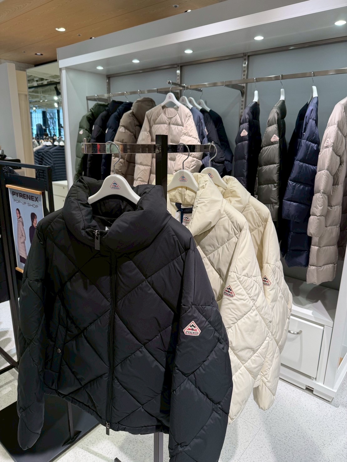 A32543E3-0802-4B35-B915-5084B16CAEC7 A32543E3-0802-4B35-B915-5084B16CAEC7